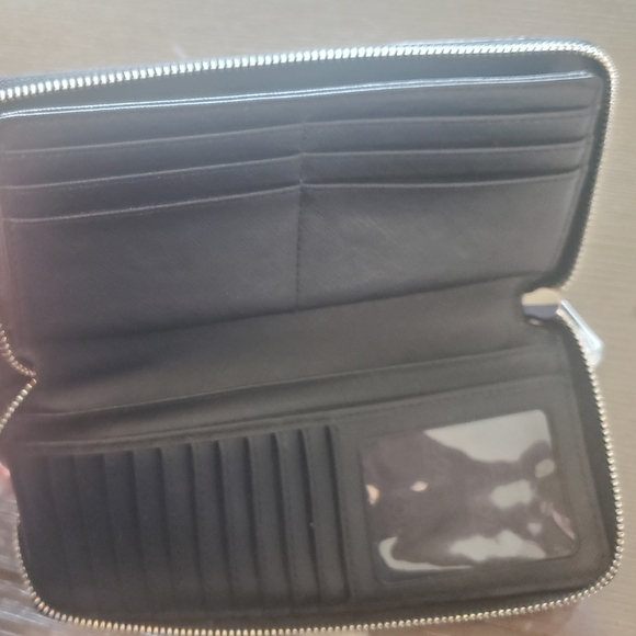 MICHAEL KORS Wallet/Wristlet - Pebbled Black - Picture 6 of 6